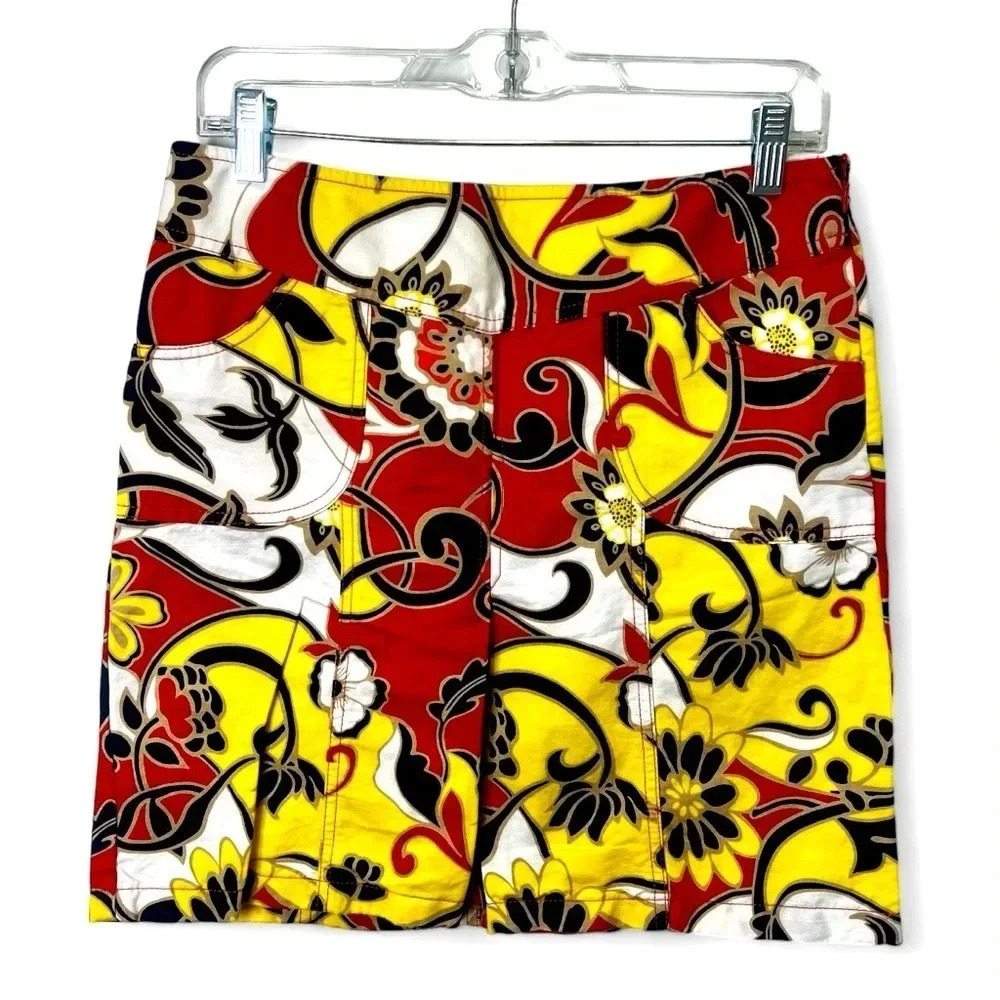 Ann Taylor short colorful skirt with front slit and pockets size 4